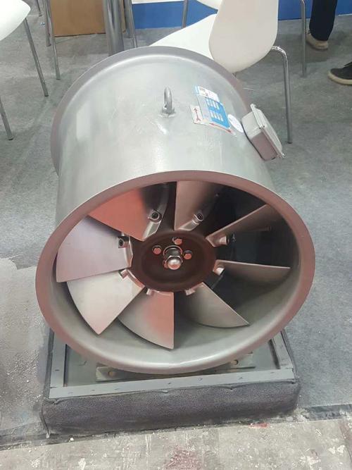 南寧聊城屋頂玻璃鋼風(fēng)機(jī)菏澤無動力風(fēng)帽